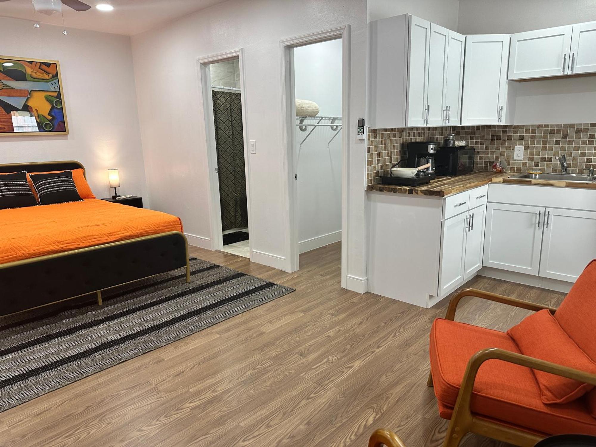 Cozy And Centric Apartment Cape Coral Bagian luar foto