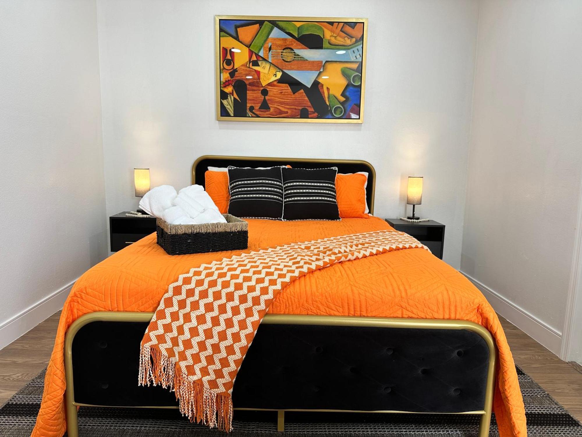 Cozy And Centric Apartment Cape Coral Bagian luar foto